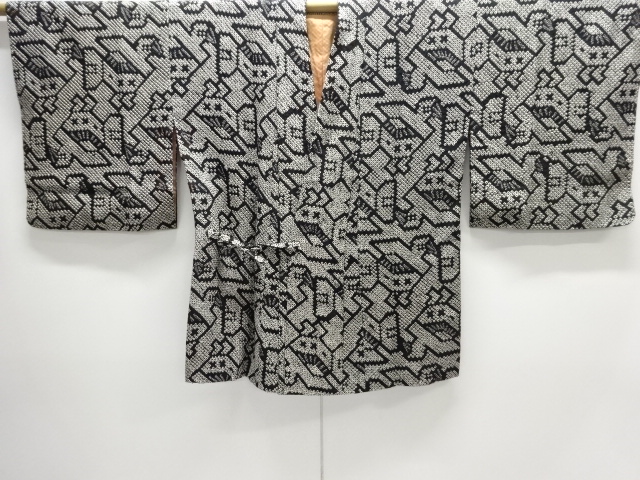JAPANESE KIMONO / HON-Sō SHIBORI ABSTRACT PATTERN DOCHUGI